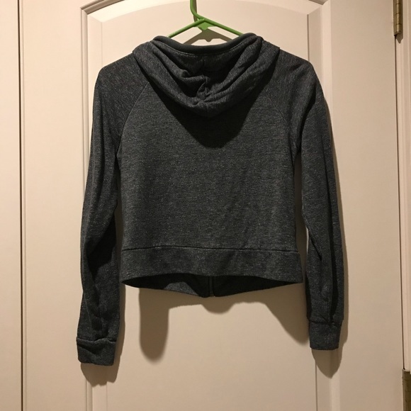 🚨2:$17/3:$24/4:$30🚨 LLD Striped Hooded Jacket - Picture 2 of 4